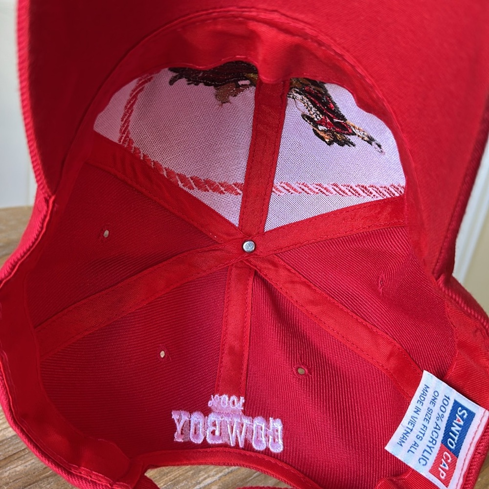 Red Cowboy Embroidered Cap. 100% Cowboy. - Picture 13 of 17